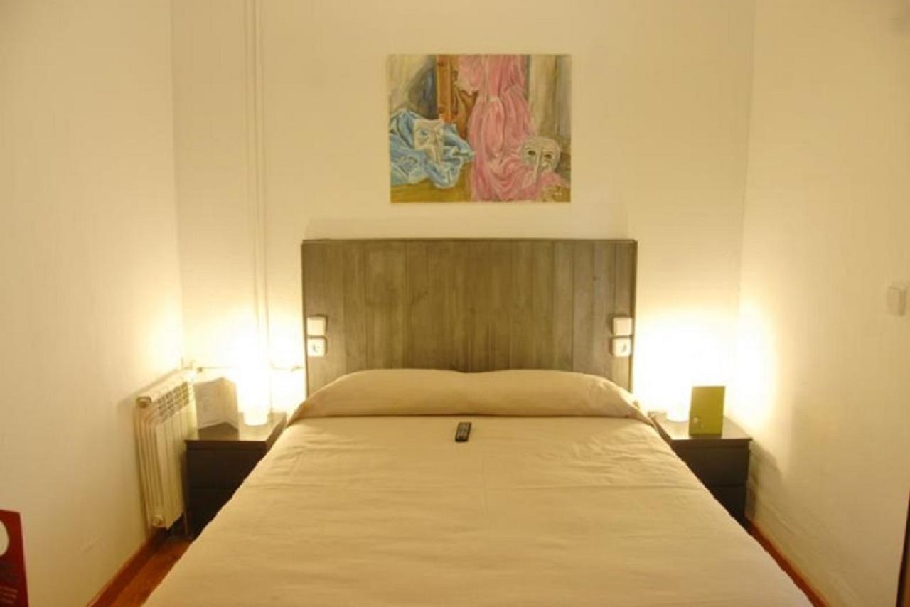 Alba1924 Bed and Breakfast Madrid Exteriör bild