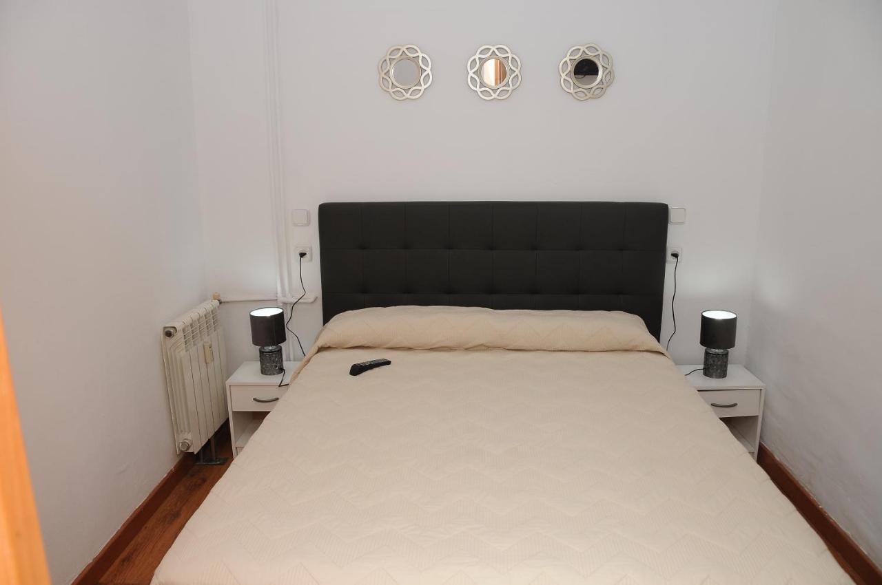 Alba1924 Bed and Breakfast Madrid Exteriör bild